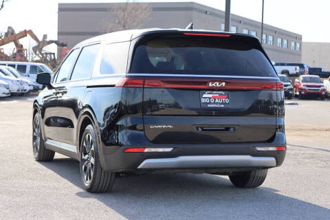 2024 Kia Carnival EX