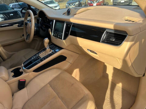 2016 Porsche Macan S