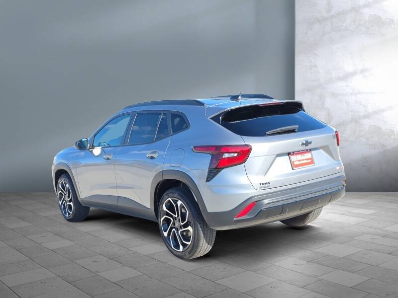 2025 Chevrolet Trax RS