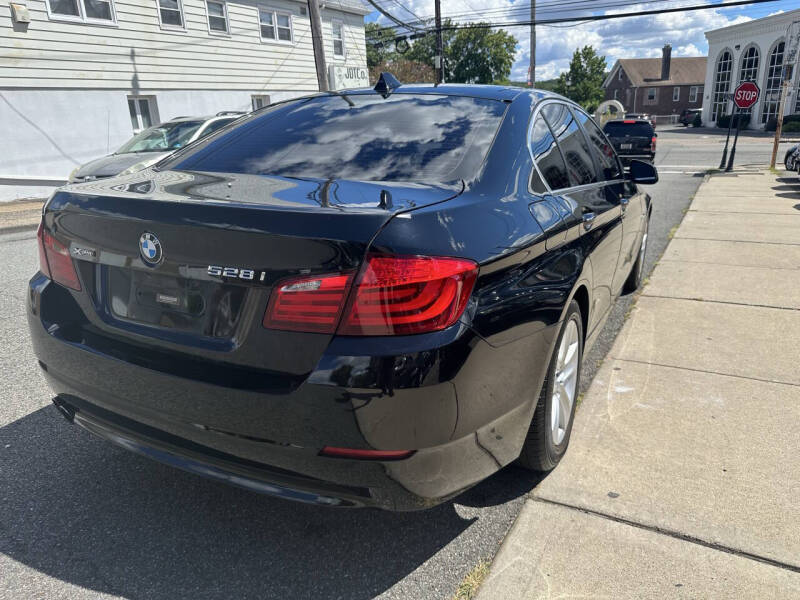 2013 BMW 5 Series 528i xDrive