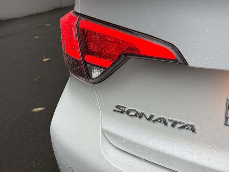 2017 Hyundai Sonata Hybrid