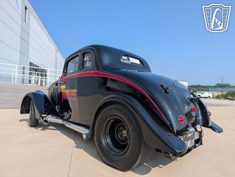 1933 Willys Coupe