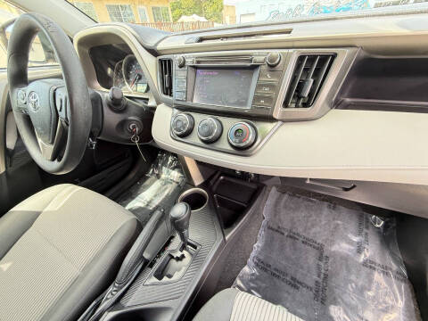 2013 Toyota RAV4 LE