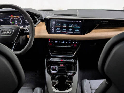 2022 Audi e-tron GT quattro Premium Plus