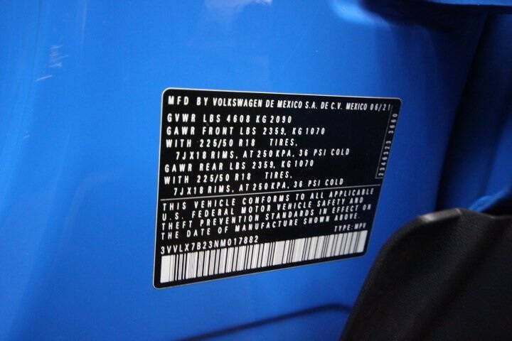 2022 Volkswagen Taos SE