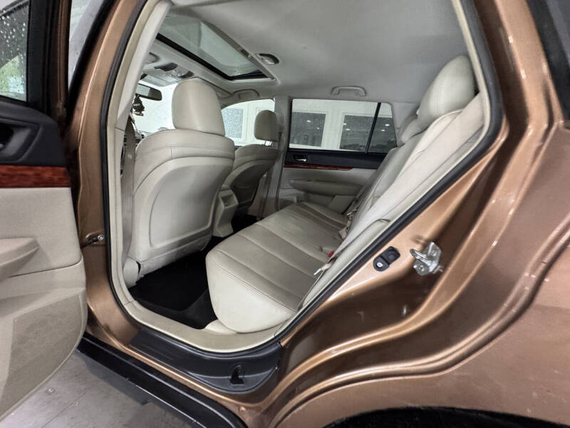 2011 Subaru Outback 2.5i Limited