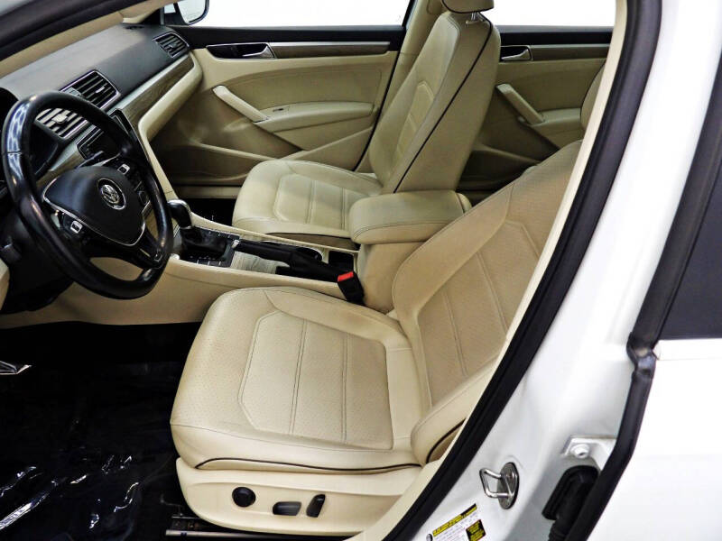 2018 Volkswagen Passat 2.0T SE