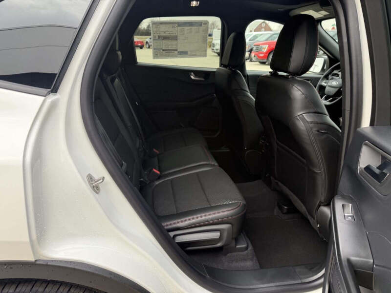 2026 Ford Escape ST-Line Select