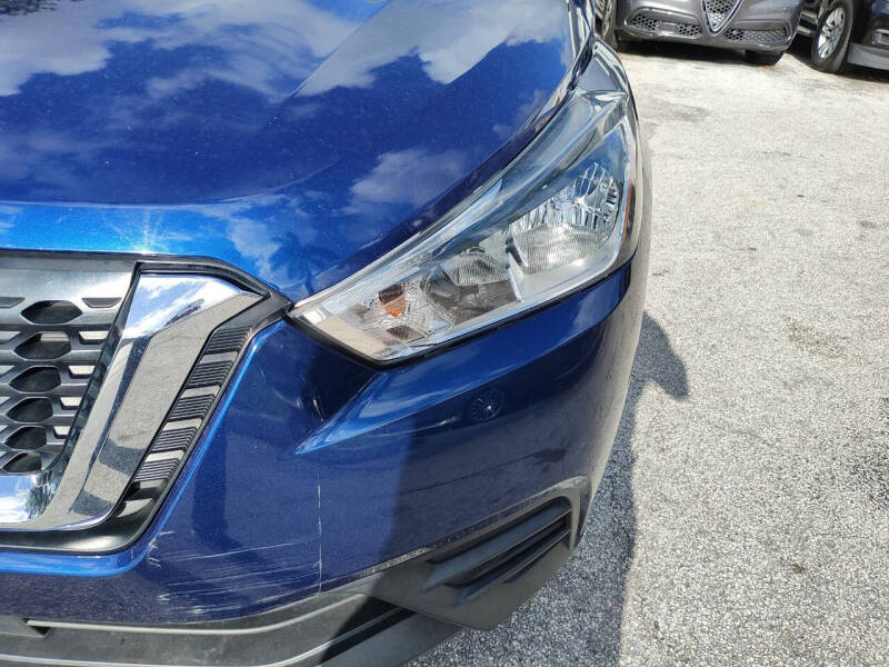 2020 Nissan Kicks SV