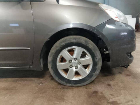 2005 Toyota Sienna