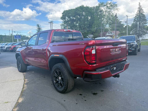2024 GMC Canyon Elevation