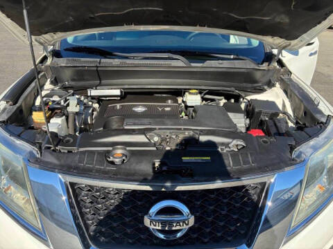 2016 Nissan Pathfinder S