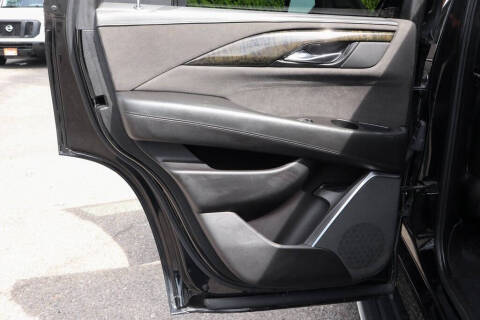 2019 Cadillac Escalade Platinum