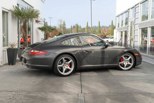 2006 Porsche 911 8