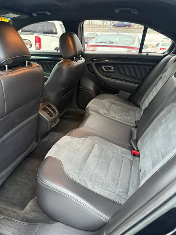 2015 Ford Taurus SHO