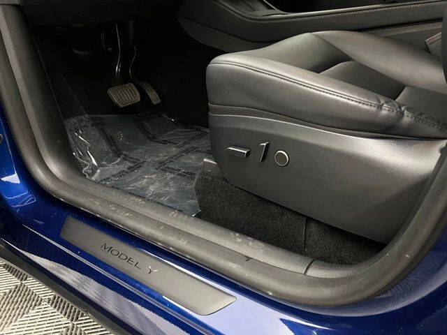 2024 Tesla Model Y Long Range