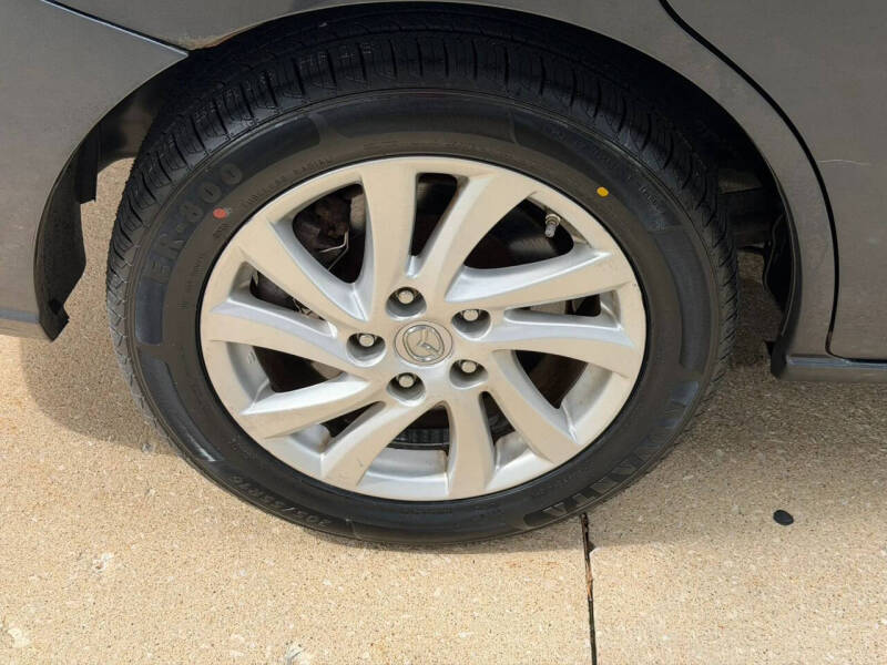 2012 Mazda MAZDA5 Sport