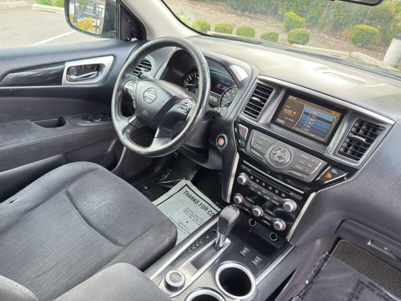 2014 Nissan Pathfinder S