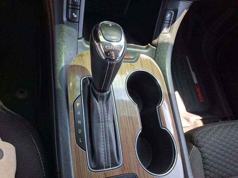 2019 GMC Acadia SLE-2