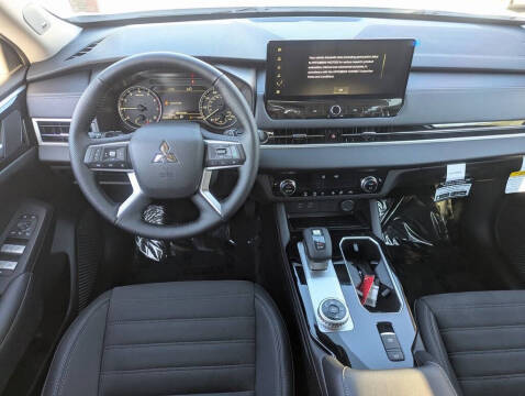 2026 Mitsubishi Outlander