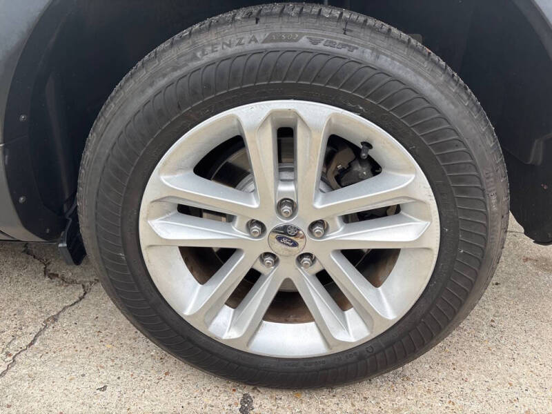 2011 Ford Explorer XLT