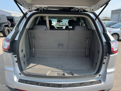 2017 Chevrolet Traverse LT