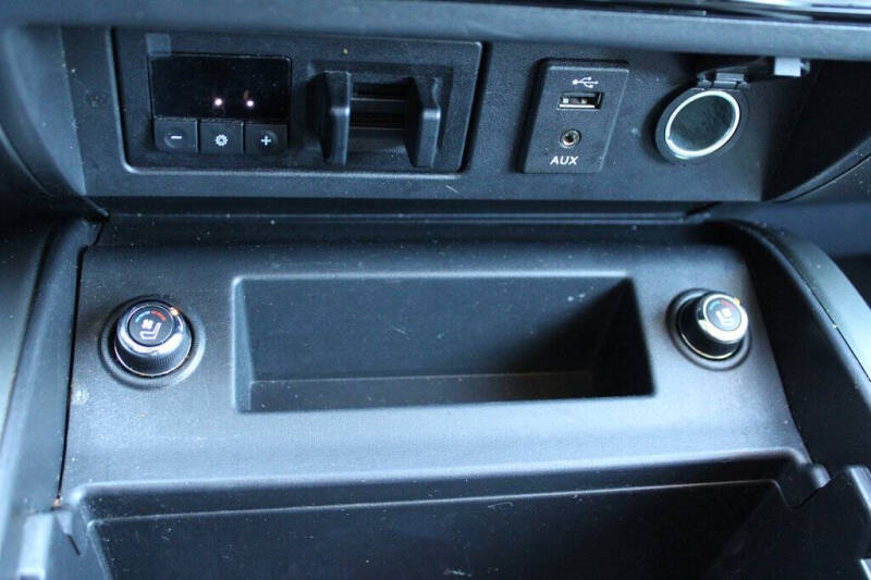 2017 Nissan Titan Platinum Reserve