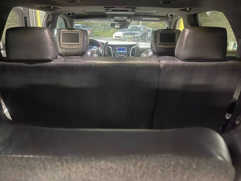 2016 Cadillac Escalade Platinum