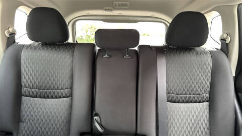 2020 Nissan Rogue SV