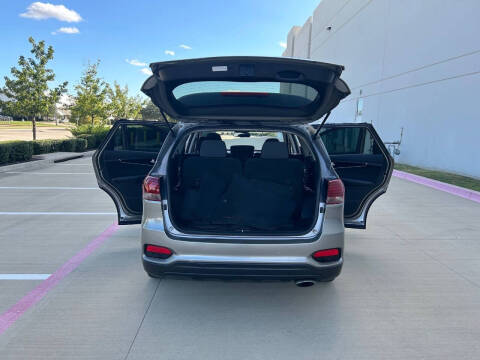 2019 Kia Sorento LX V6