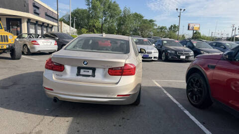 2014 BMW 3 Series 320i