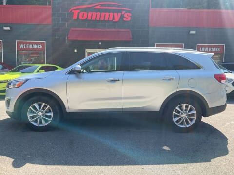 2017 Kia Sorento for sale at Tommy's Auto Sales in Inez KY