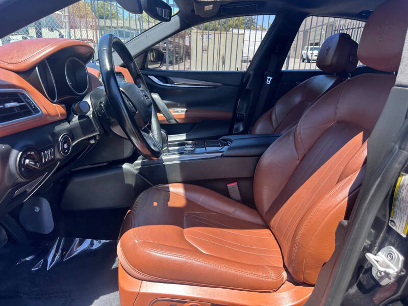 2017 Maserati Ghibli