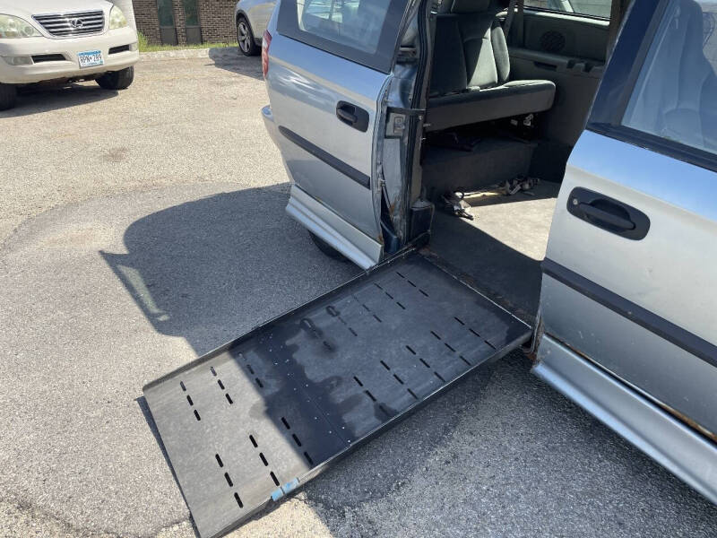 2003 Dodge Grand Caravan SE