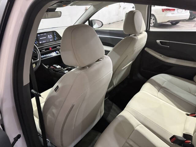 2023 Hyundai Sonata SE