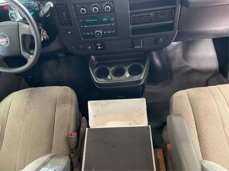 2017 GMC Savana 3500