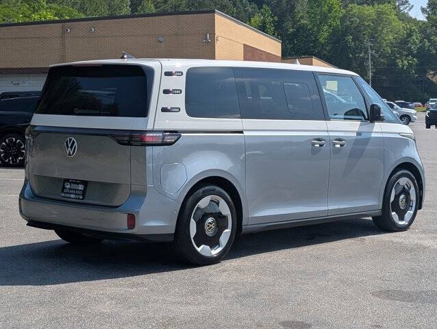 2025 Volkswagen ID. Buzz Pro S Plus