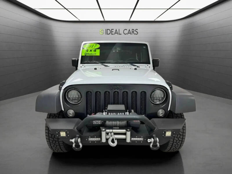 2017 Jeep Wrangler Willys Wheeler