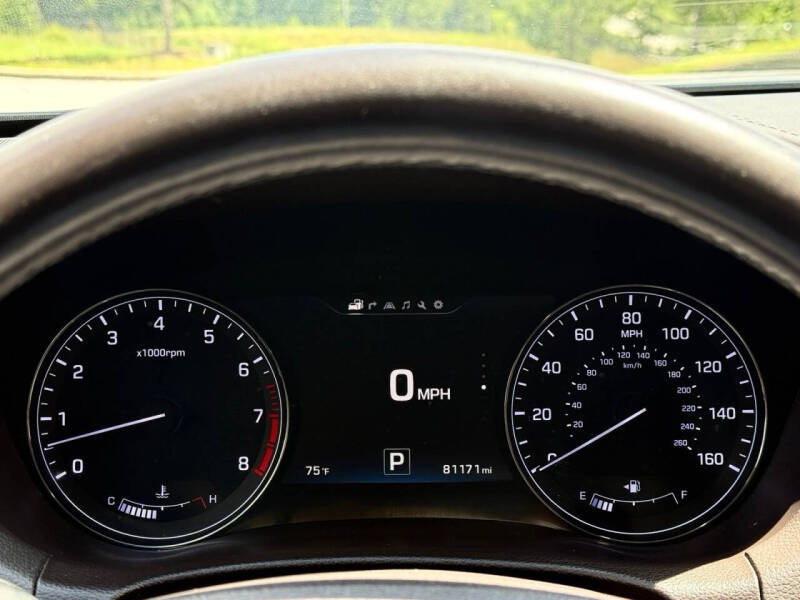2017 Genesis G80