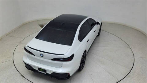 2023 BMW 7 Series 740i