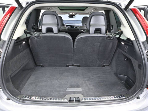 2024 Volvo XC90 B5 Plus Bright Theme