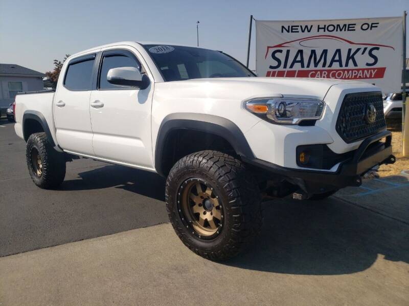 2018 Toyota Tacoma for sale at Siamak's Car Company llc in Woodburn OR