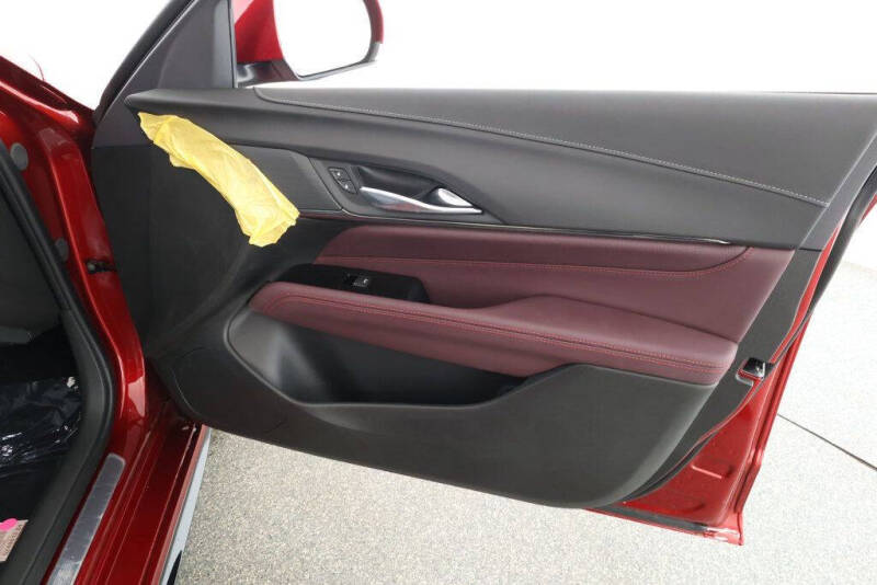 2025 Cadillac CT4 Sport