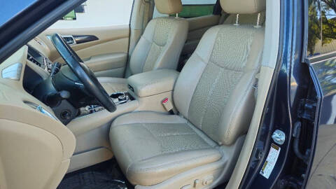 2016 Nissan Pathfinder Platinum