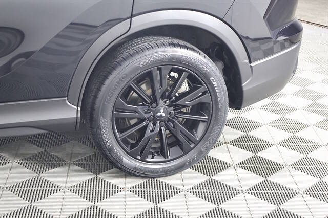 2023 Mitsubishi Eclipse Cross LE