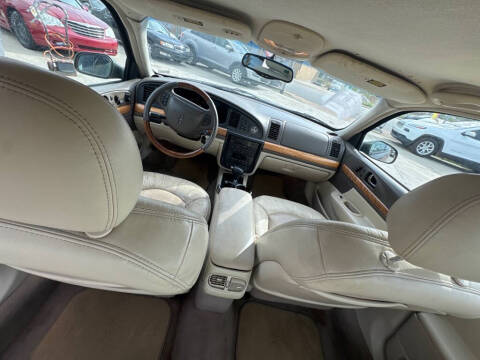 2000 Lincoln Continental