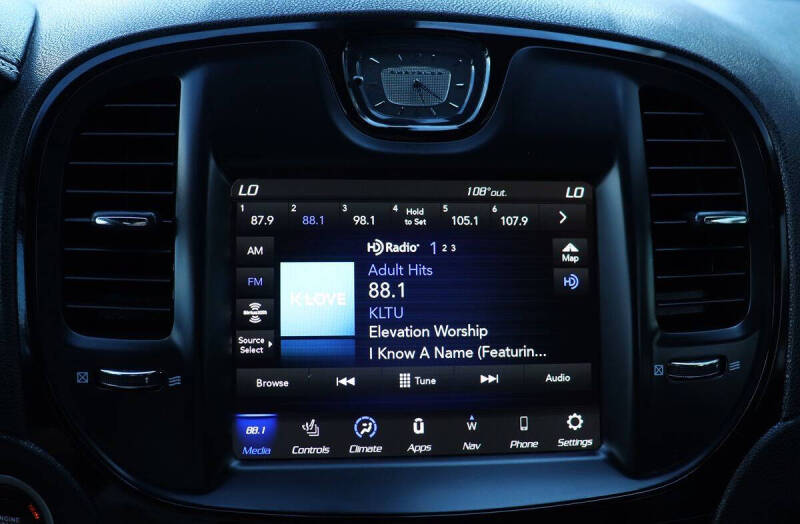 2021 Chrysler 300 S V6