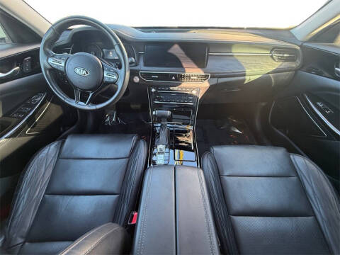 2020 Kia Cadenza Limited