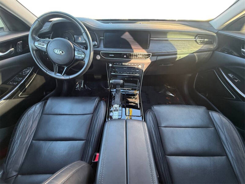 2020 Kia Cadenza Limited