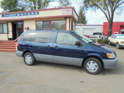 2001 Toyota Sienna LE